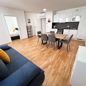 Gg13 Vienna, Air-conditioned, Next To Metro, Close To Sights Wiedeń
